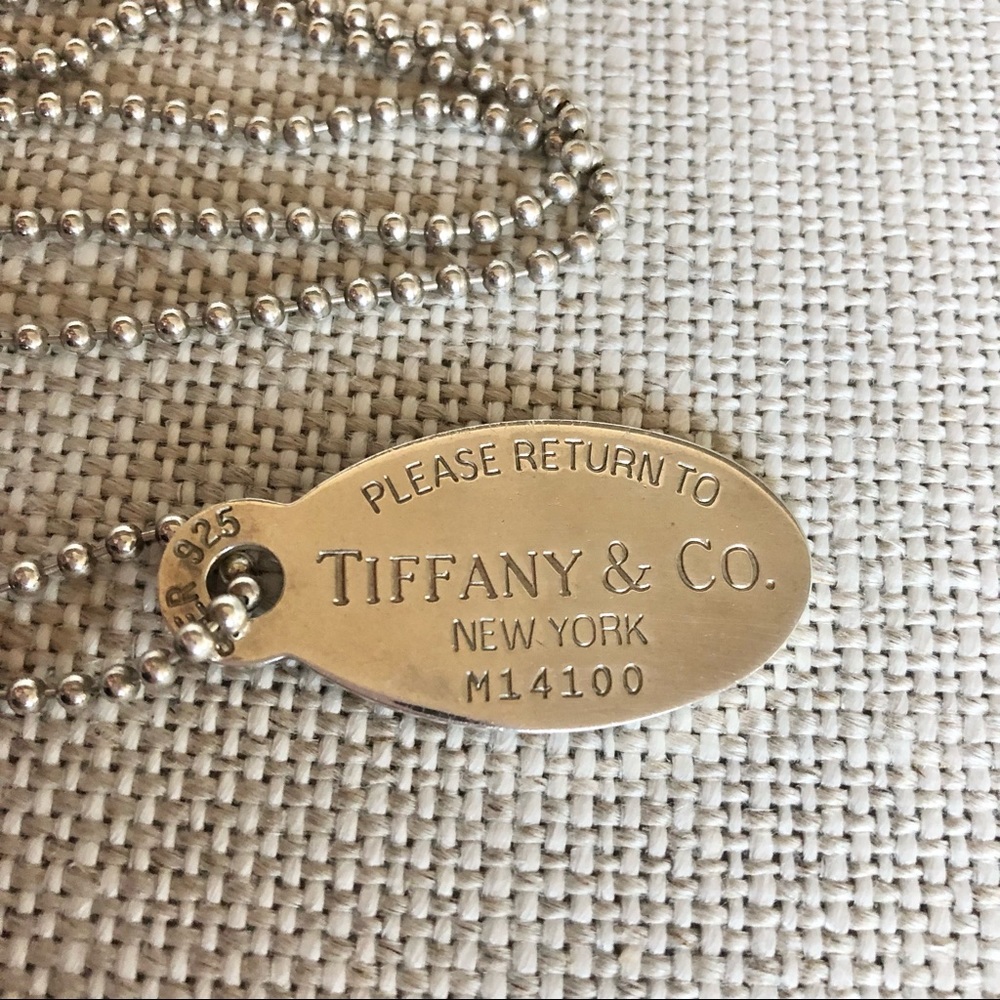 Return to Tiffany-Style ID Tag